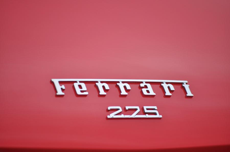  Ferrari 275 GTS 1965 года  (фото 3 из 20)